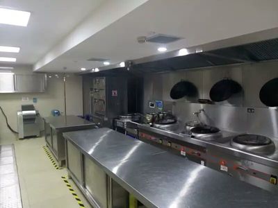 鲁宝商用厨具助力兖州新百汇厨房设备,全力打造兖州新地标。